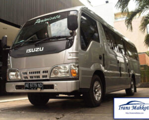 sewa mobil elf magetan